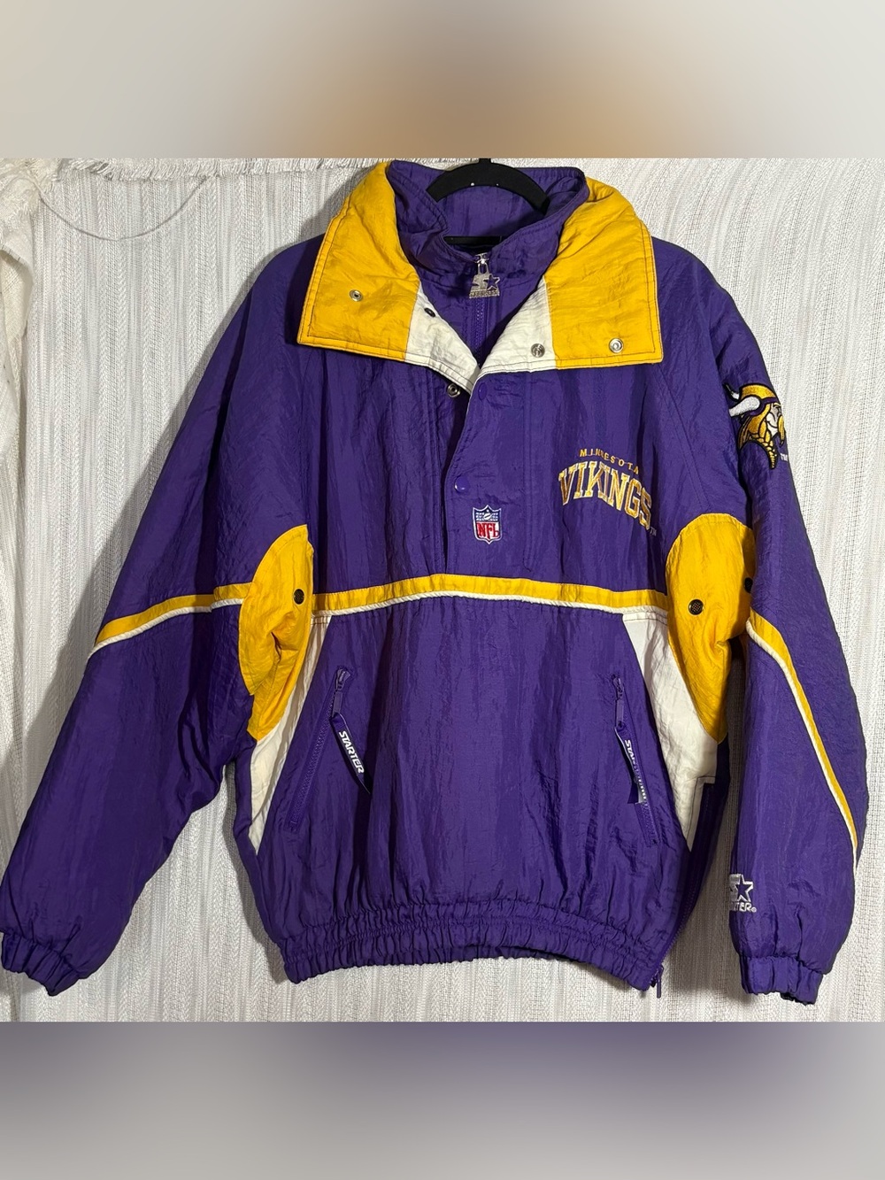 STARTER Purple and Gold Minnesota Vikings Windbreaker Pullover Vintage